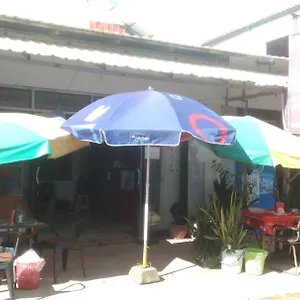 Fullmoon House Guest house